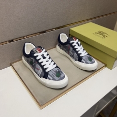 Burberry Low Shoes